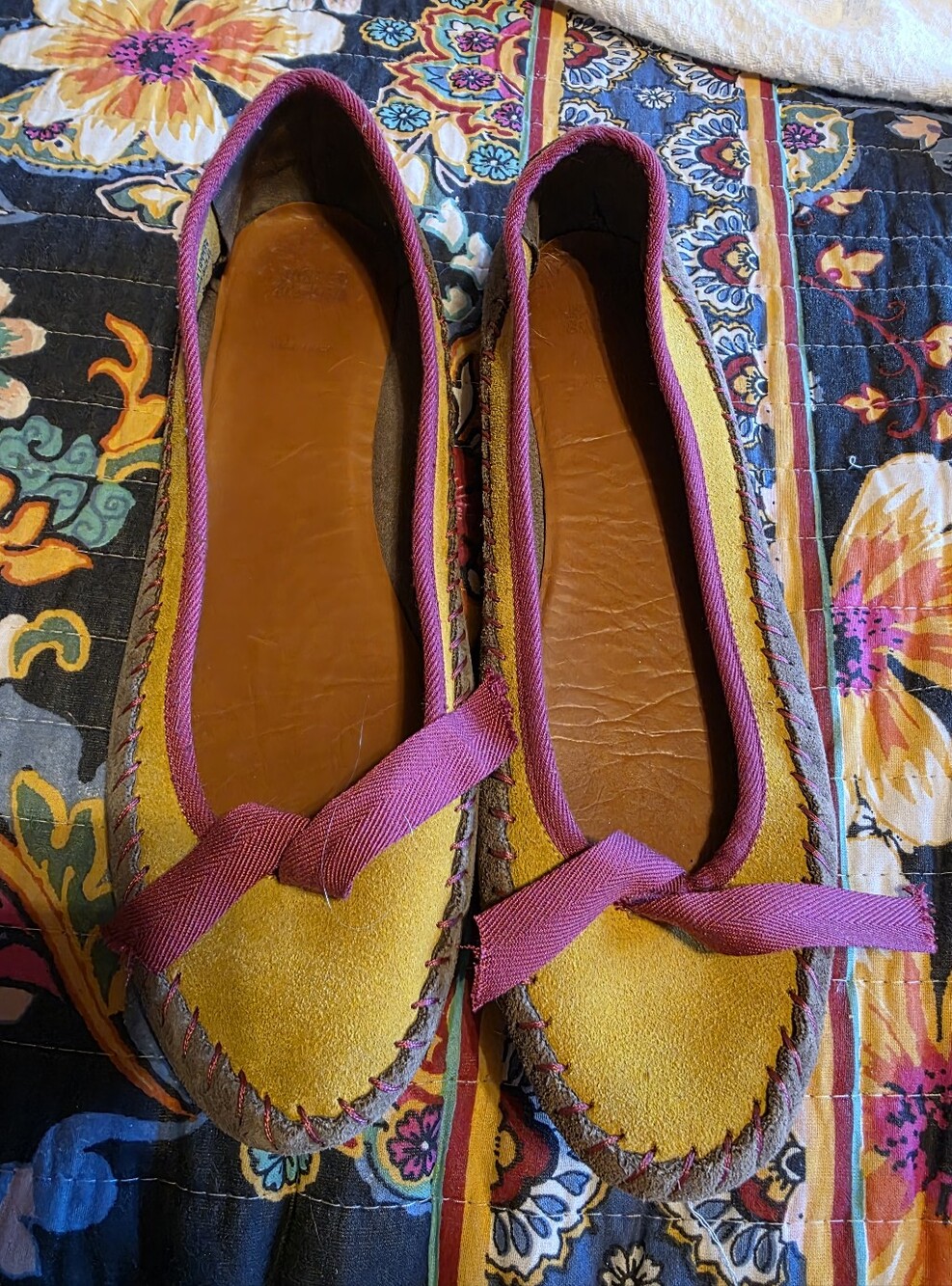 FREE PEOPLE  MADE IN ITALY Women’s Mustard Yellow and Magenta Slip-On Flats